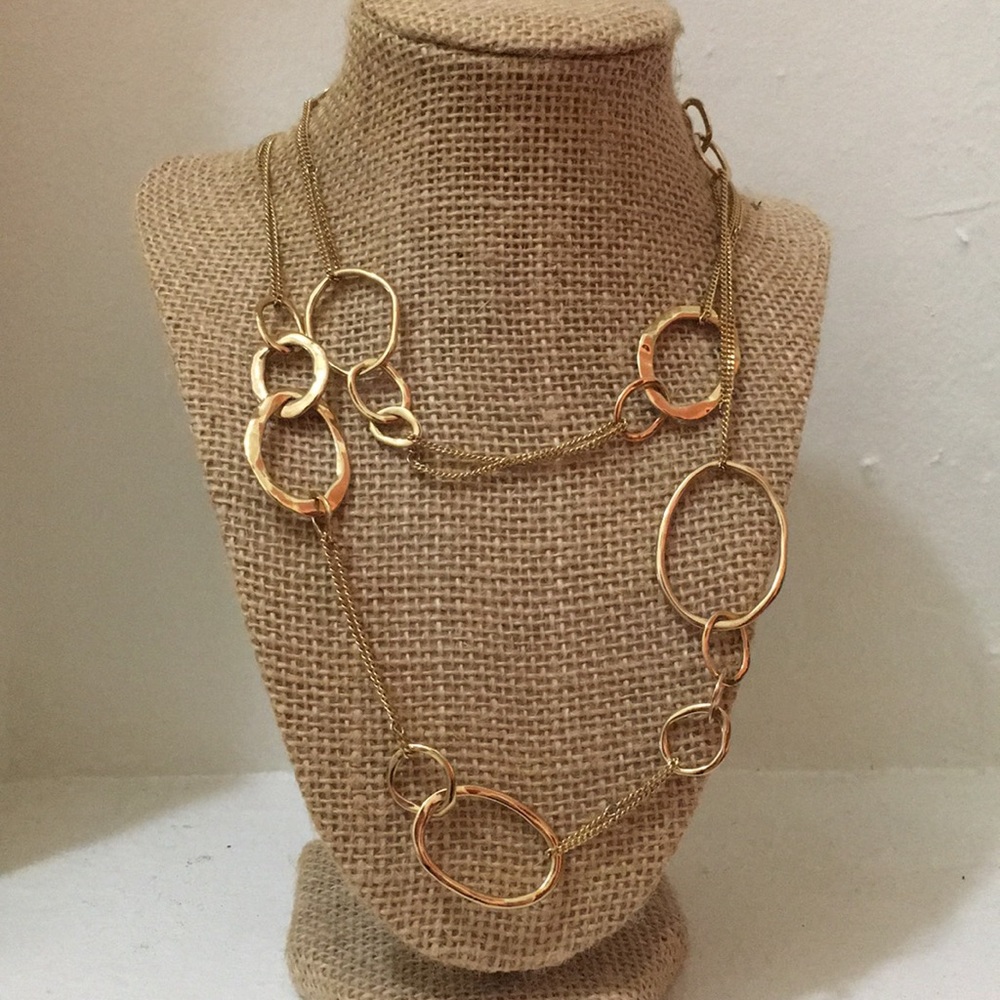 Gold Circular lengths necklace
